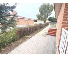 Chalet independiente en una planta en urbanización El Coto, El Casar