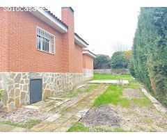 Chalet independiente en una planta en urbanización El Coto, El Casar