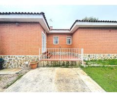 Chalet independiente en una planta en urbanización El Coto, El Casar