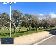 Terreno de esquina en urbanización Montecalderon