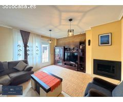 Chalet adosado con dormitorio en planta baja en Azuqueca de Henares.