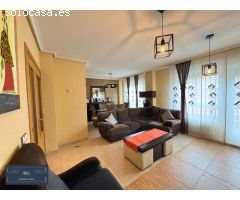 Chalet adosado con dormitorio en planta baja en Azuqueca de Henares.