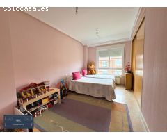 Chalet adosado con dormitorio en planta baja en Azuqueca de Henares.