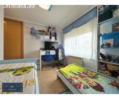 Chalet adosado con dormitorio en planta baja en Azuqueca de Henares.