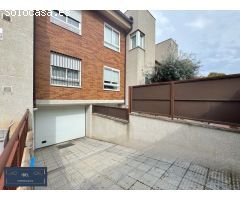Chalet adosado con dormitorio en planta baja en Azuqueca de Henares.