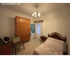 amplia vivienda de 4 dormitorios
