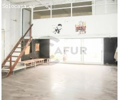 Local comercial en Alquiler en Cornella de Llobregat, Barcelona
