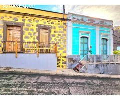 SE VENDE CASA CON FINCA EN CASA AYALA