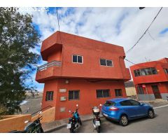 CASA EN PRIMERA LINEA DE PLAYA DE LA GARITA, TELDE, ISLAS CANARIAS, ESPAÑA