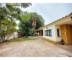 SE VENDE FANTÁSTICA VILLA EN MONTORNÉS-LAS PALMAS