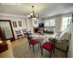 SE VENDE ADOSADO EN ZONA DE TORREÓN