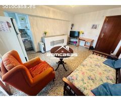 Apartamento en primera linea de playa con vistas a la playa y a la montaña