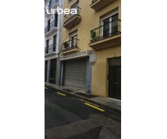 Estupendo local con posibilidad de cambio de uso a vivienda!!