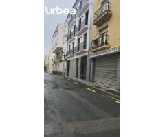 Estupendo local con posibilidad de cambio de uso a vivienda!!