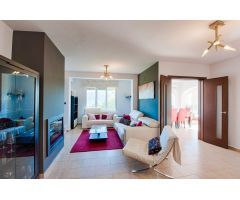 VILLA TRADICIONAL CON AMBIENTE MODERNO IN MORAIRA
