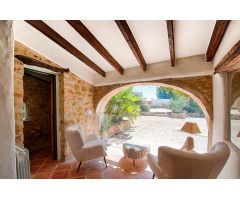 Authentic renovated Finca in La Cometa, Senija