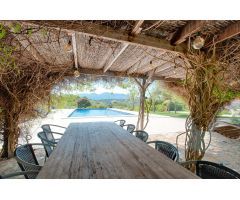 FANTÁSTICA FINCA CON PRECIOSAS VISTAS Y TRANQUILIDAD EN BENISSA