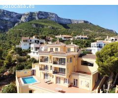 Villa en Venta en Denia, Alicante