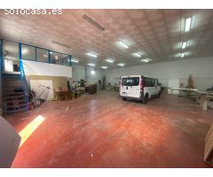 Se vende nave industrial