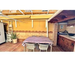 CHALET ADOSADO EN ALHAURÍN DE LA TORRE