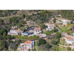 ESPECTACULAR VILLA EN MIJAS