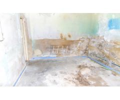 Casa para reformar en Zona Universitaria. / HH Asesores, Inmobiliaria en Burjassot/