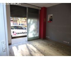 Local comercial en buen estado junto a universidades. / HH Asesores, Inmobiliaria en Burjassot/