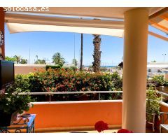 Idílica villa en el puerto deportivo de Canet. / HH Asesores, Inmobiliaria e n Burjassot/