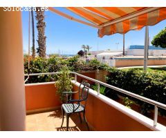 Idílica villa en el puerto deportivo de Canet. / HH Asesores, Inmobiliaria e n Burjassot/