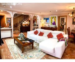 Idílica villa en el puerto deportivo de Canet. / HH Asesores, Inmobiliaria e n Burjassot/