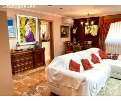 Idílica villa en el puerto deportivo de Canet. / HH Asesores, Inmobiliaria e n Burjassot/