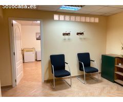 Se alquila estupendo despacho en la calle Jorge Juan. / HH Asesores, Inmobiliaria en Burjassot/