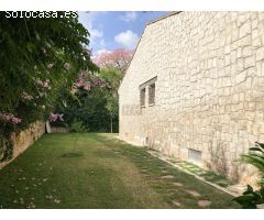 Sensacional villa en urbanización Santa Bárbara. / HH Asesores inmobiliarios.