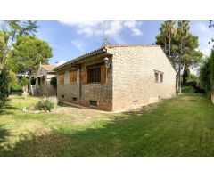 Sensacional villa en urbanización Santa Bárbara. / HH Asesores inmobiliarios.