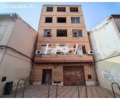 Edificio en Venta en Burjassot, Valencia