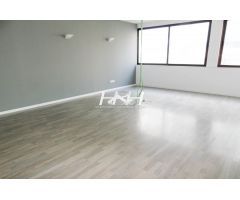 Oficina en Alquiler en Valencia de las Torres, Valencia
