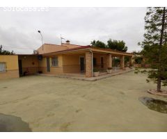 CHALET MUY CERCA DE CREVILLENTE