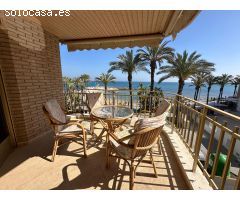 Apartamento con vista al mar