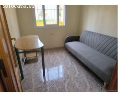 Adosado en urbanización con piscina comunitaria