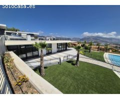 Villa independiente con vistas panorámicas al mar y a las montañas - Polop, Alicante