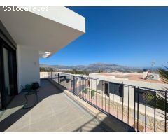 Villa independiente con vistas panorámicas al mar y a las montañas - Polop, Alicante