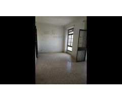 SE VENDE CASA ANTIGUA CON TERRENO DE 3 PLANTAS EN BERJA