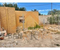 SUELO URBANO CON PEQUEÑA VIVIENDA