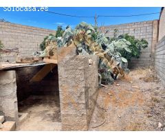 SUELO URBANO CON PEQUEÑA VIVIENDA
