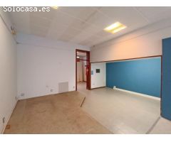 Local comercial en C/ Hernandez Sanahuja, Tarragona.