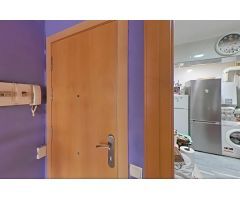 Piso reformado con patio en Sant Pere i Sant Pau. ¡Listo para entrar a vivir!