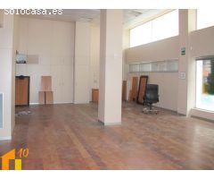 Local en venta en avd. Del Cid.