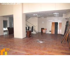 Local en venta en avd. Del Cid.