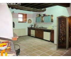Amplia vivienda en Celada de La Torre. A 13 km de Burgos.