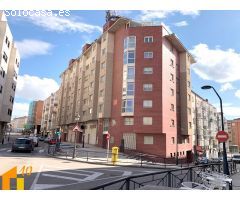 Apartamento en venta en Calle Francisco Salinas.